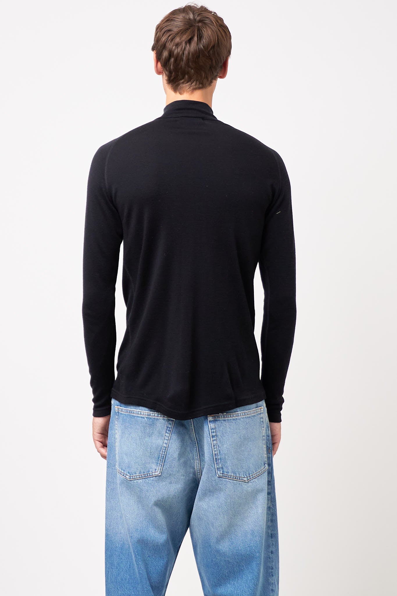 Básar Zip Neck Black