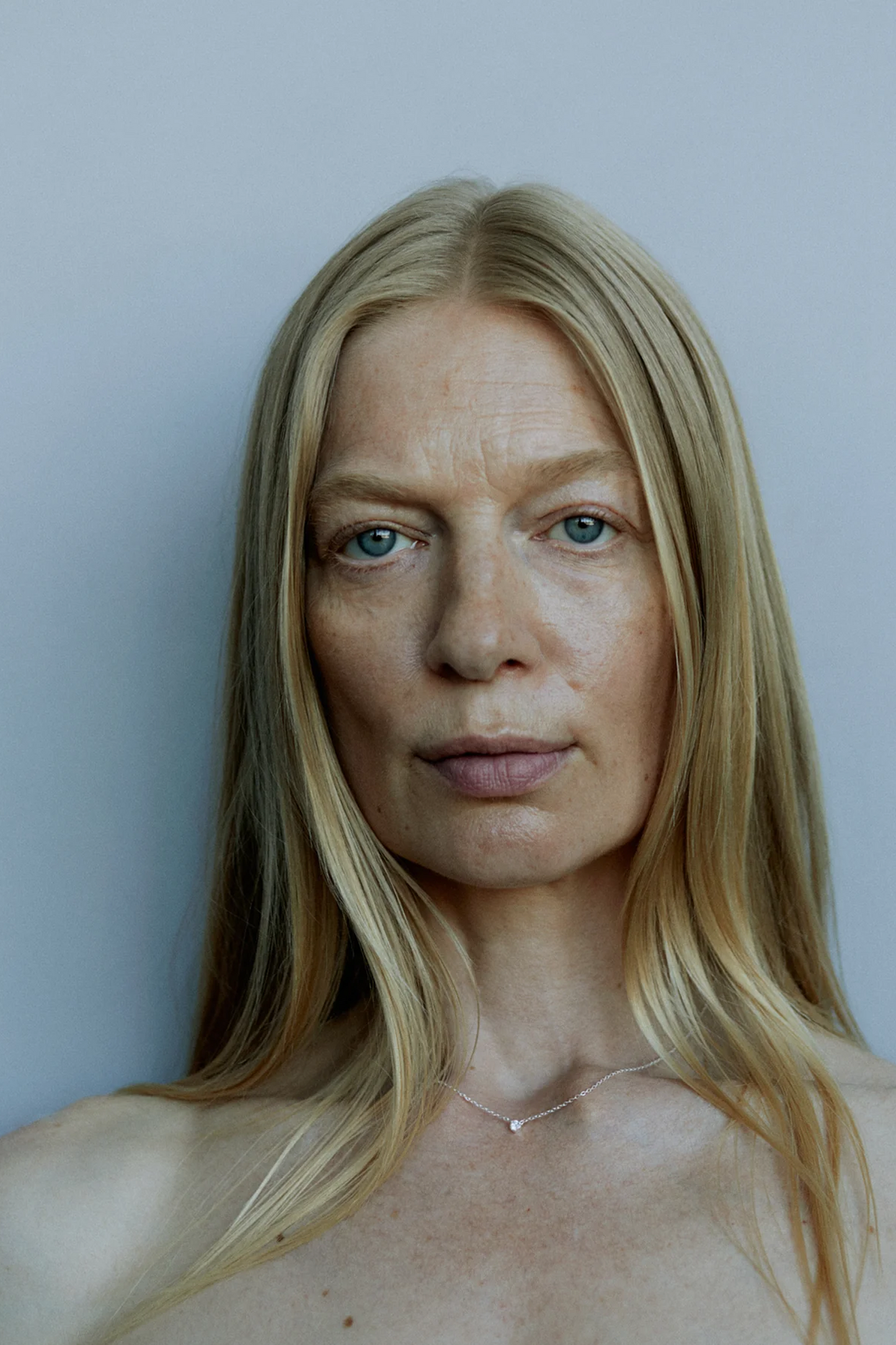 Oda Floating Necklace Silver