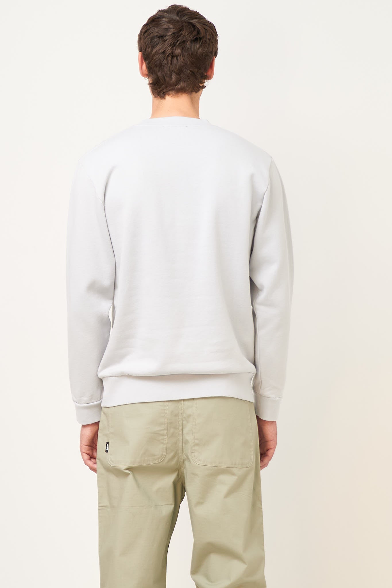 Opus Crewneck Platinum