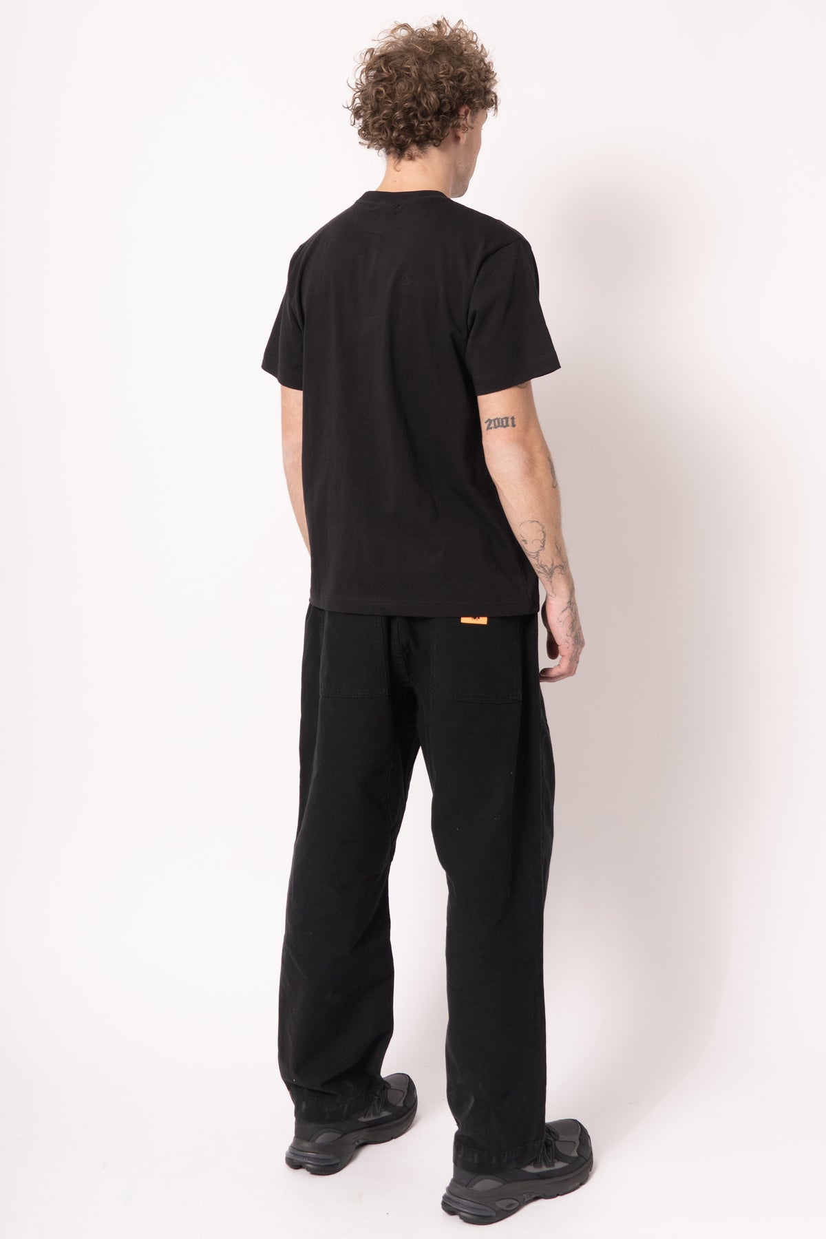 Kiosk Tee Black