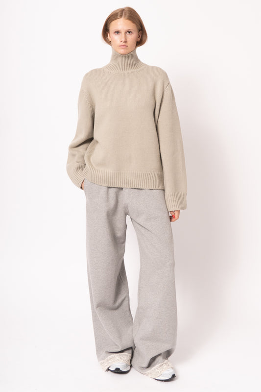 Oversized Lambswool Turtleneck Sage