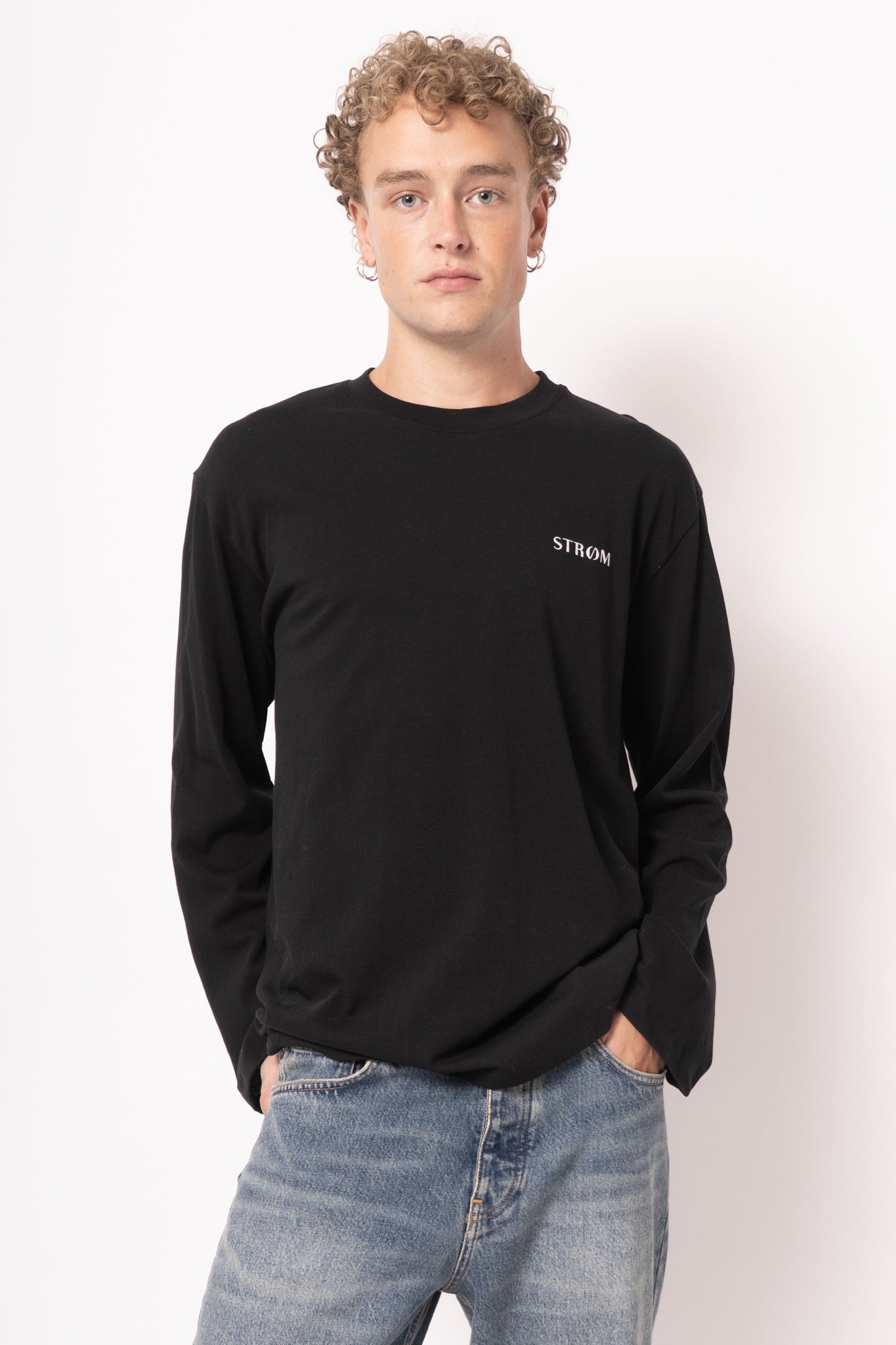Nicholasst Logo LS T-Shirt Black