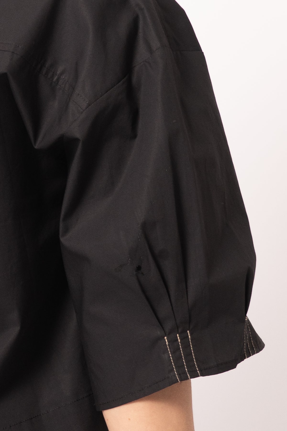 Eloise Black SS Shirt