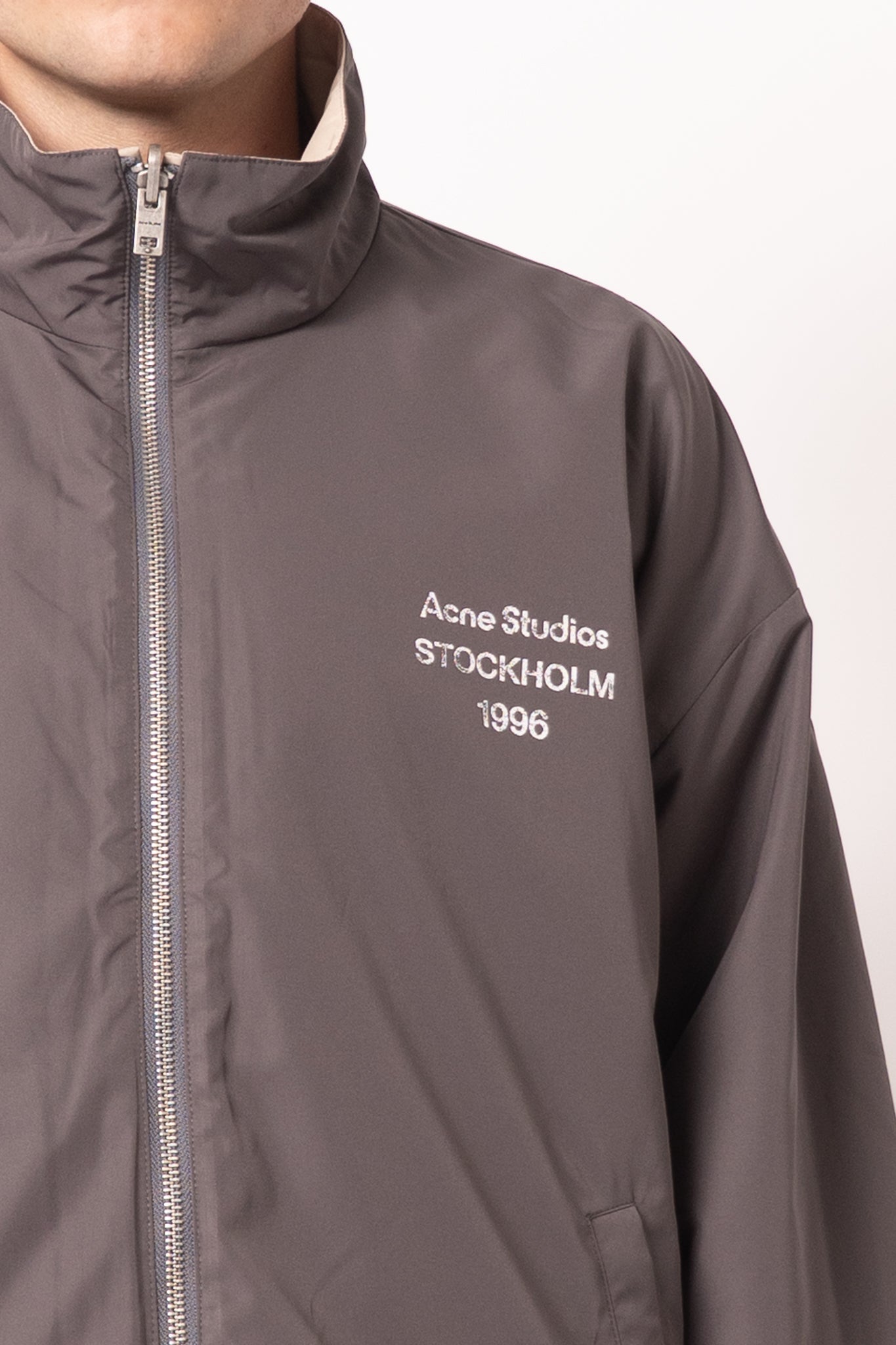 Reversible Logo Jacket Beige