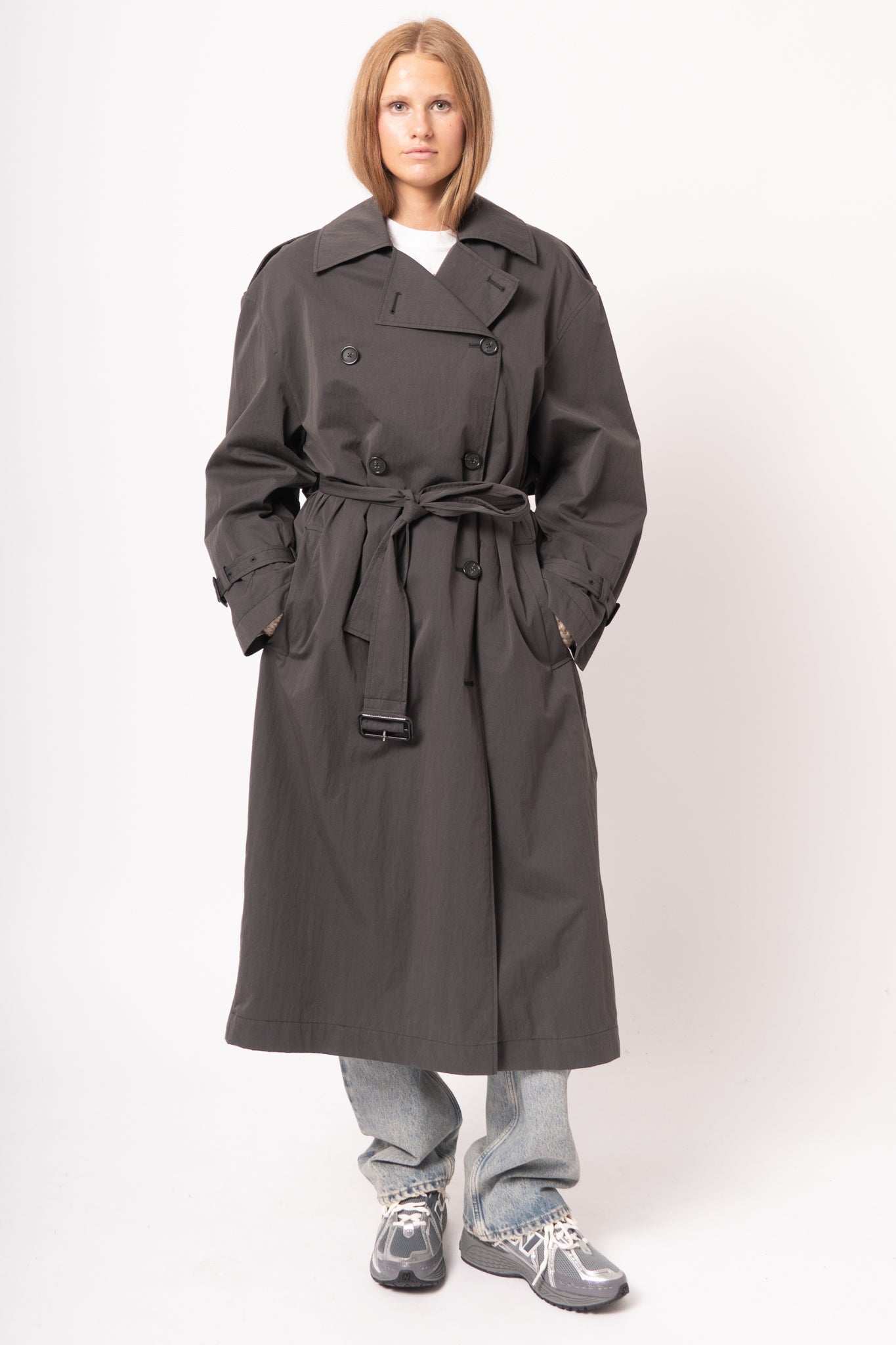 Crisp Summer Trench Washed Black