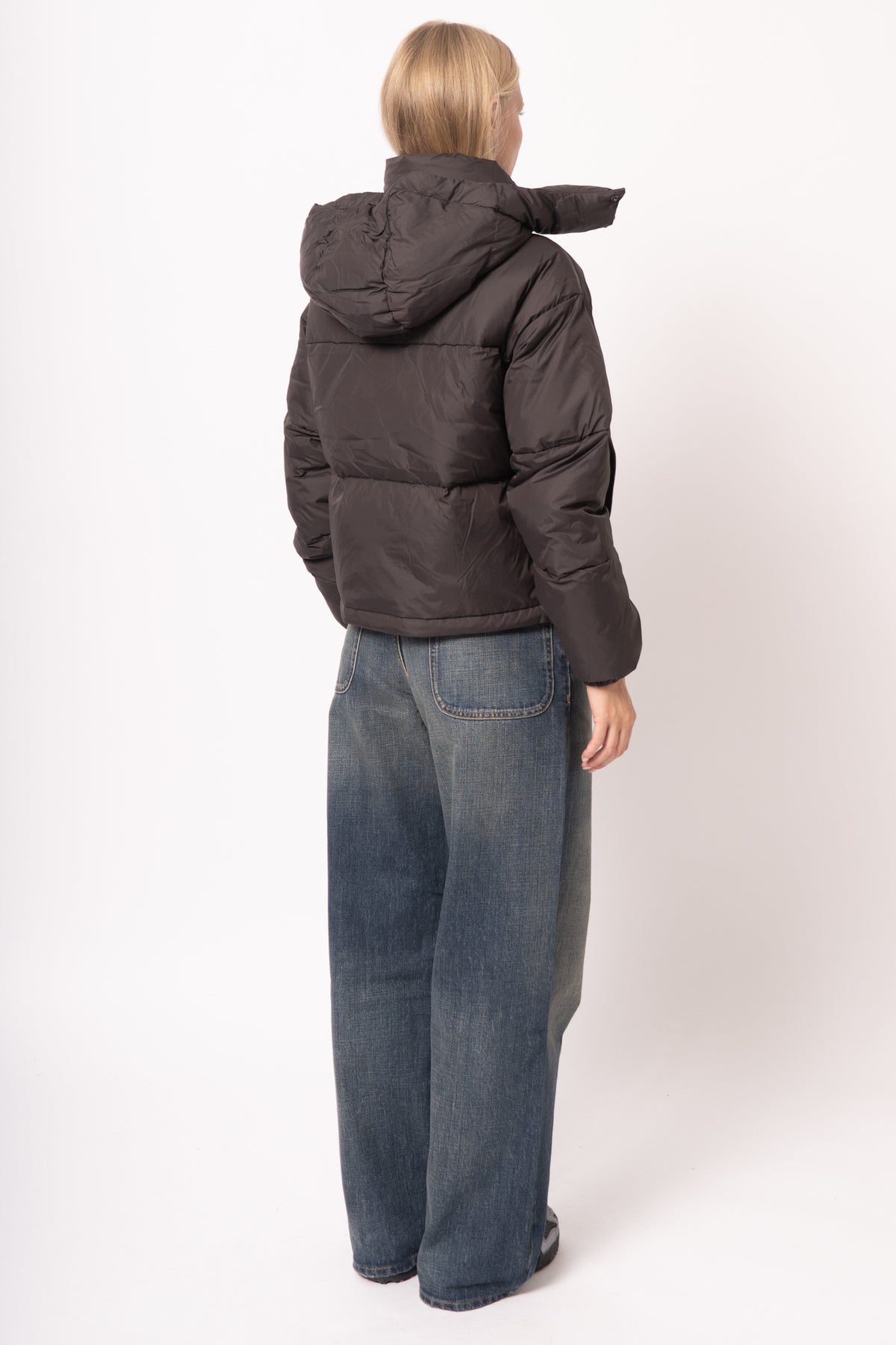 Dyngja Down Cropped Jacket Navy
