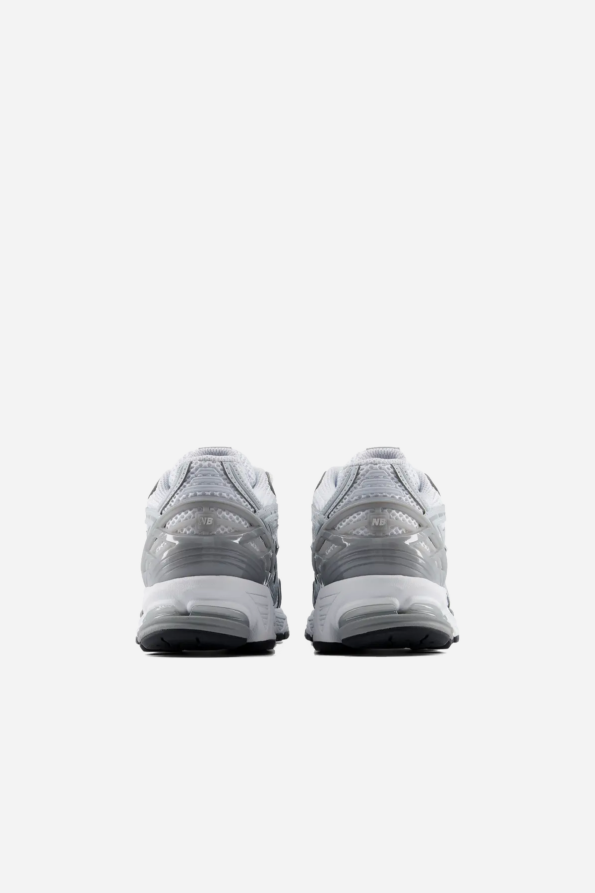 1906R Light Zinc Blue / Reflection