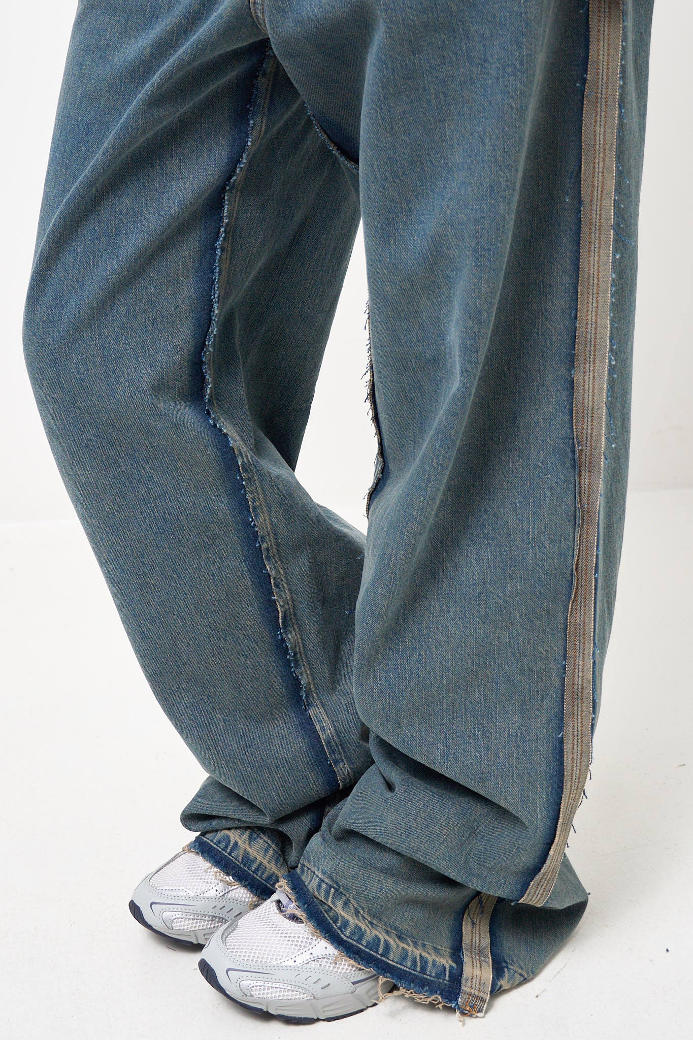 MM6 Maison Margiela - 5 Pocket Jeans Washed Blue – STRØM
