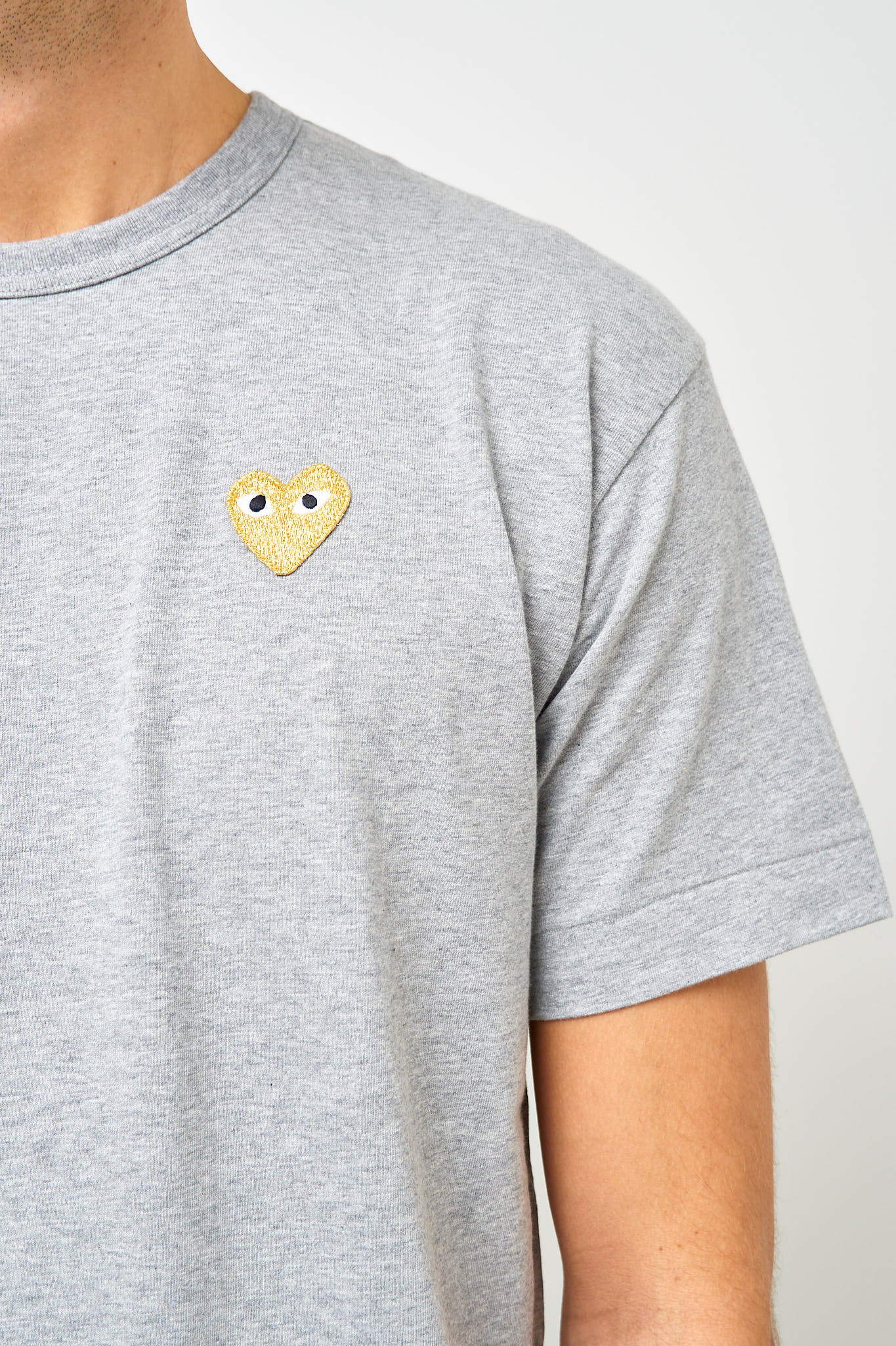 Comme des Garçons Play Gold Heart T-shirt Grey – STRØM
