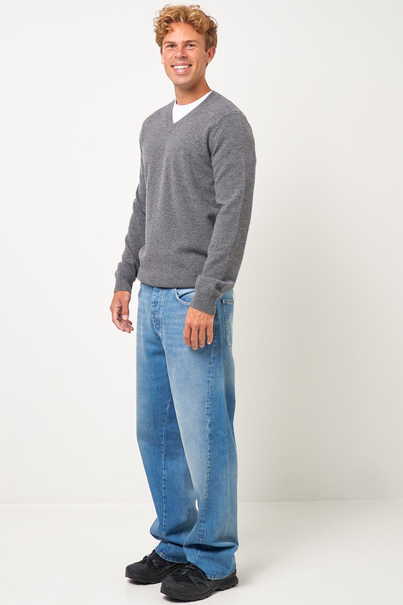 トップス 2004s \" Comme des garcons Homme \" V-Neck Comme Des Garçons PLAY - Black Red Heart Play V-Neck Pullover