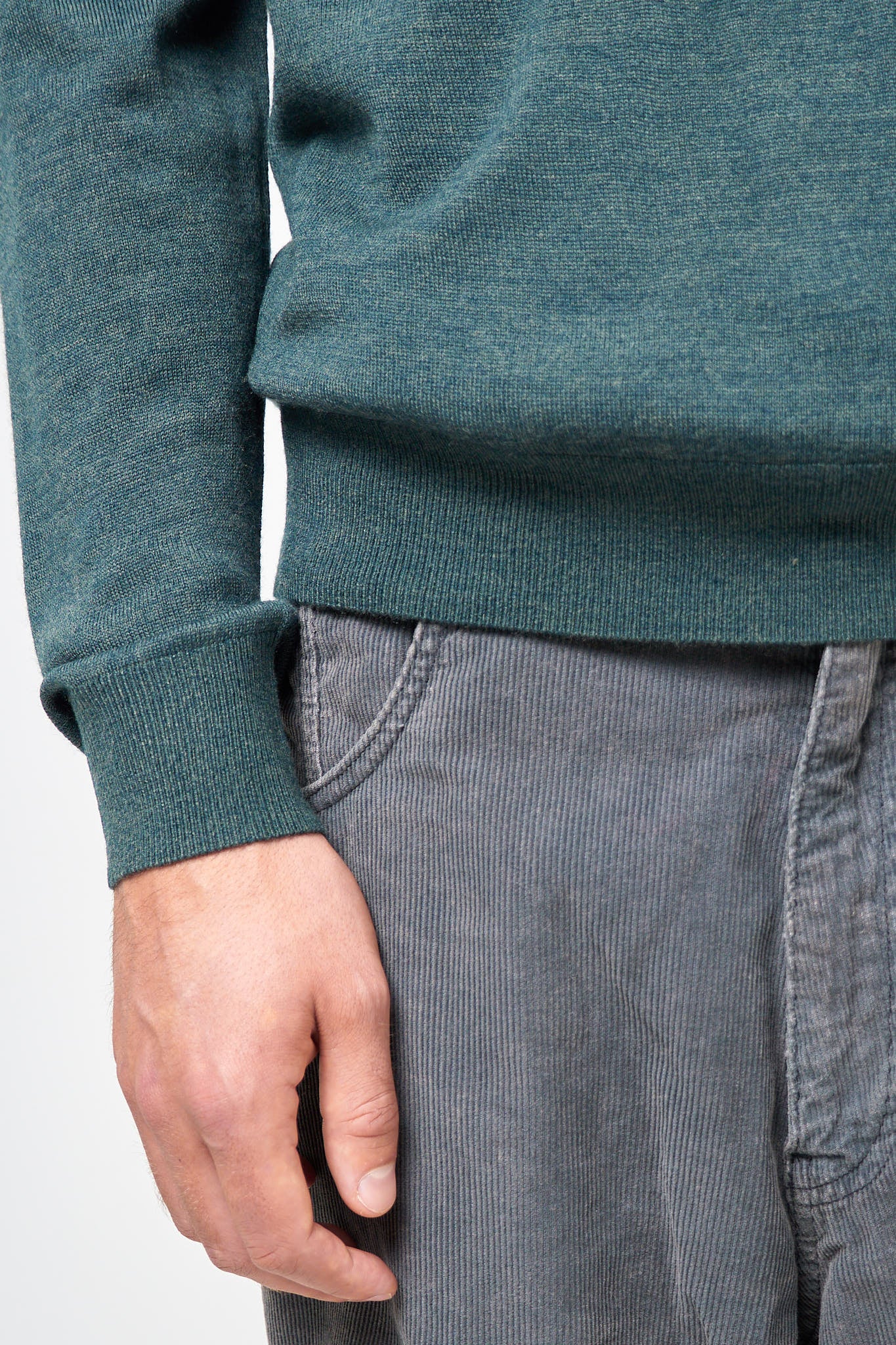 Carlo Merino V-Neck Knit Green Melange