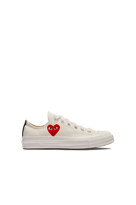 Converse Small Red Heart Low Beige