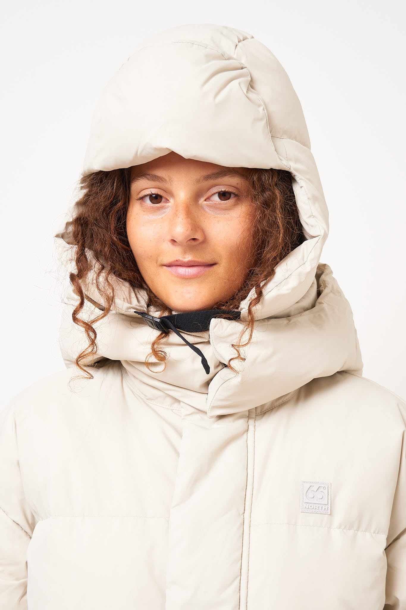 Dyngja Puffy Hat Dark Stone