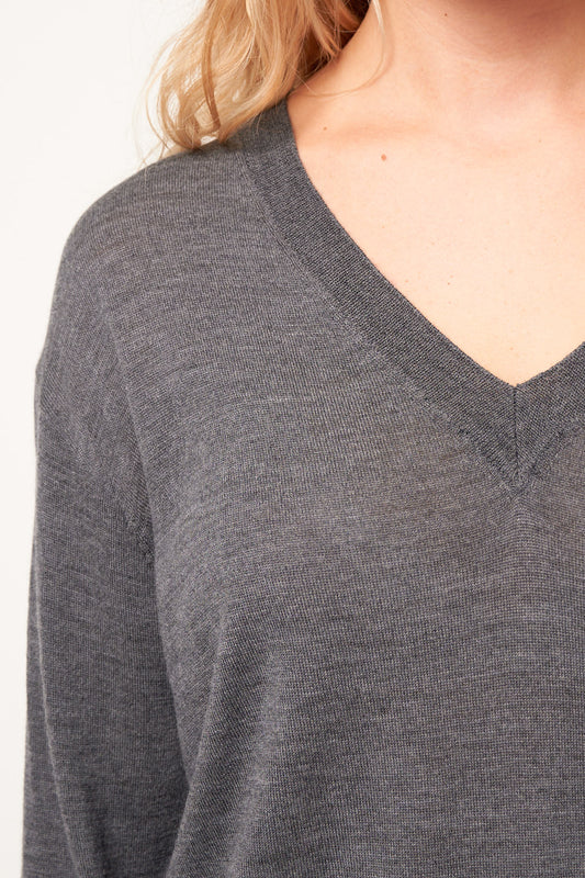 Ebba Wool Silk V-Neck City Grey