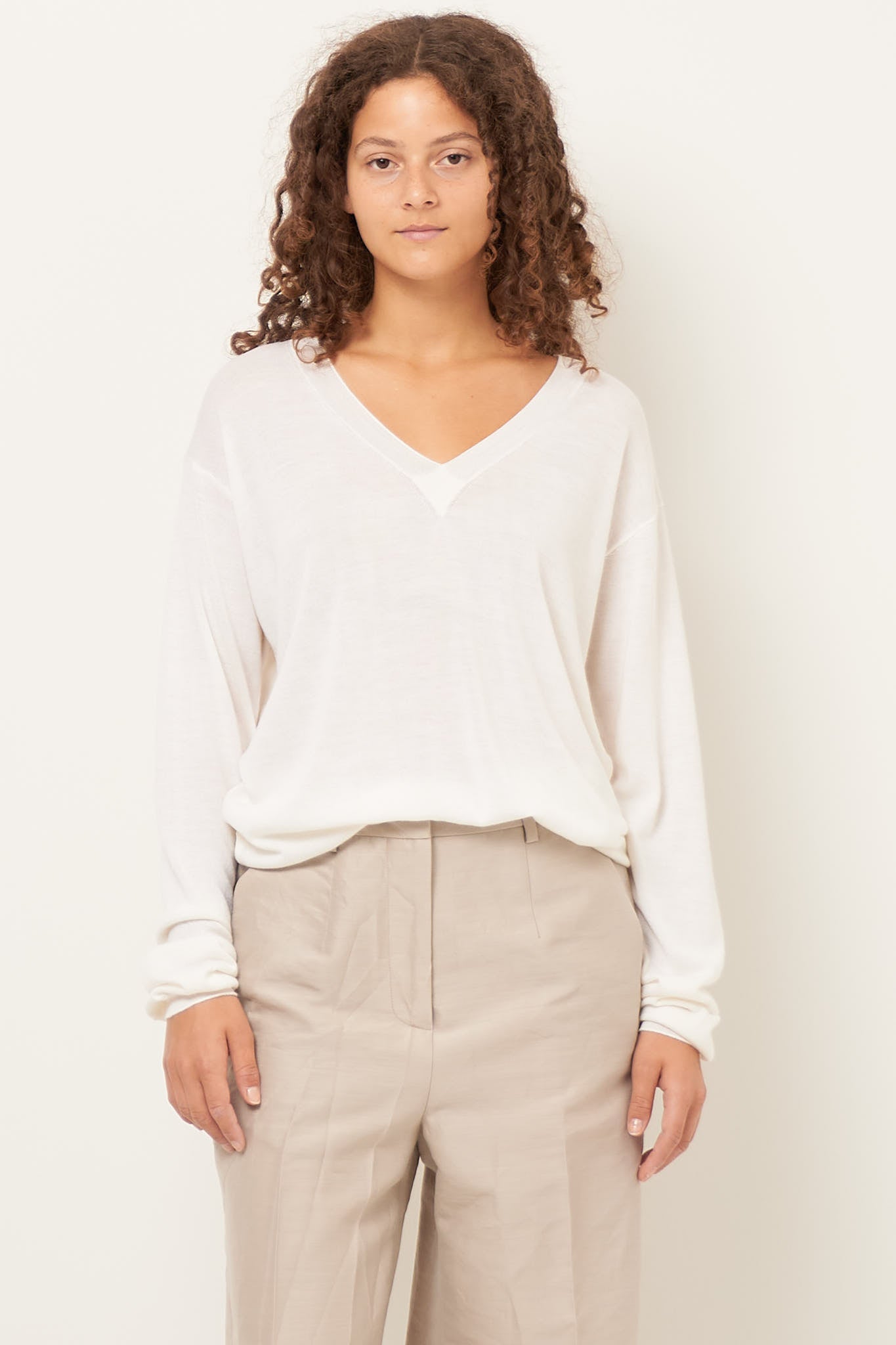 Ebba Wool Silk V-Neck Off White