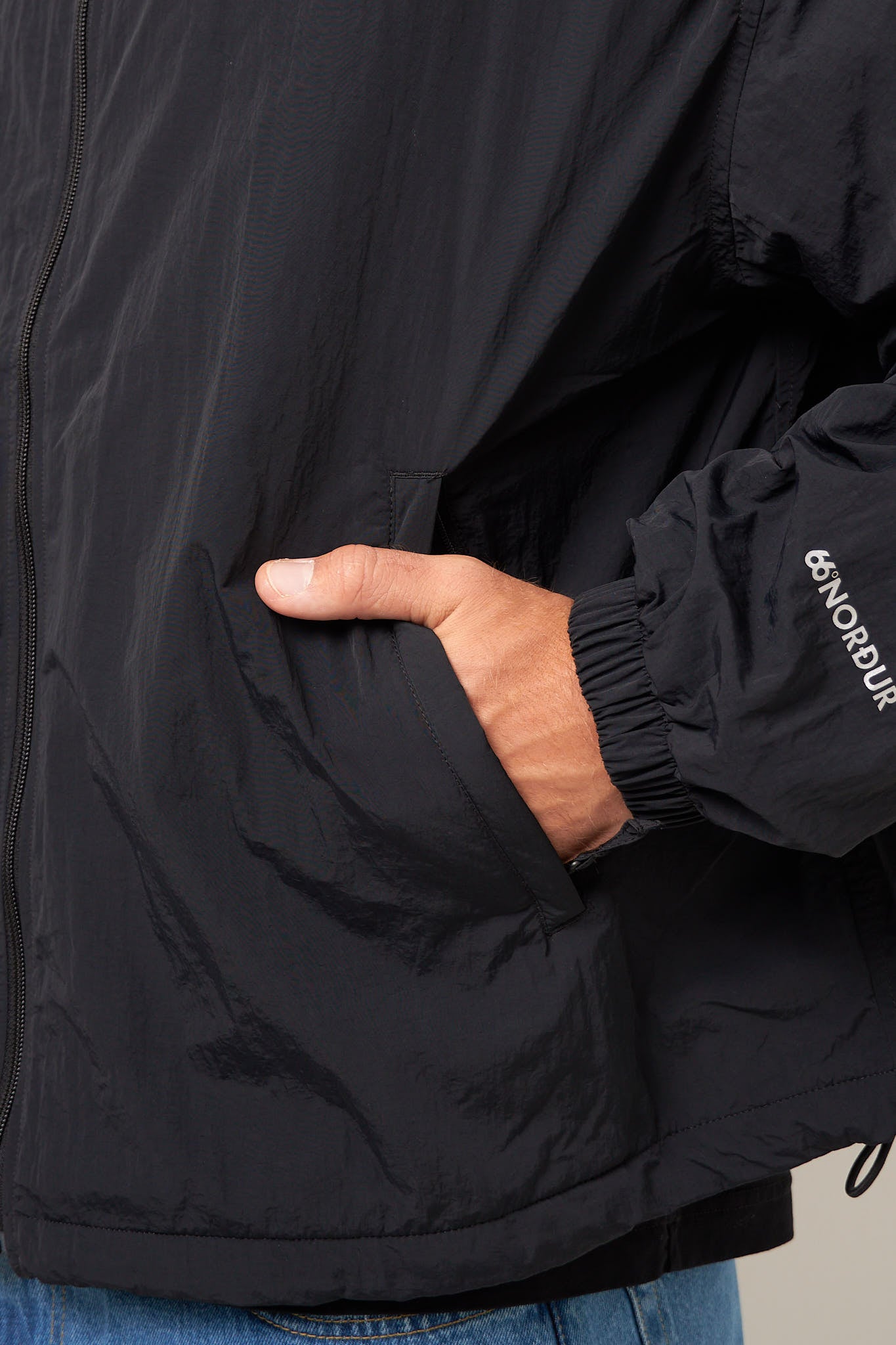 Hringbraut Track jacket Black