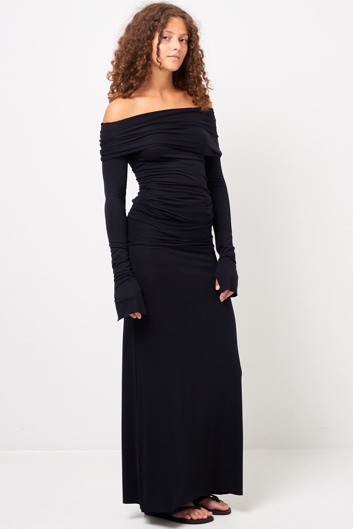 L/S Off-Shoulder Top Black