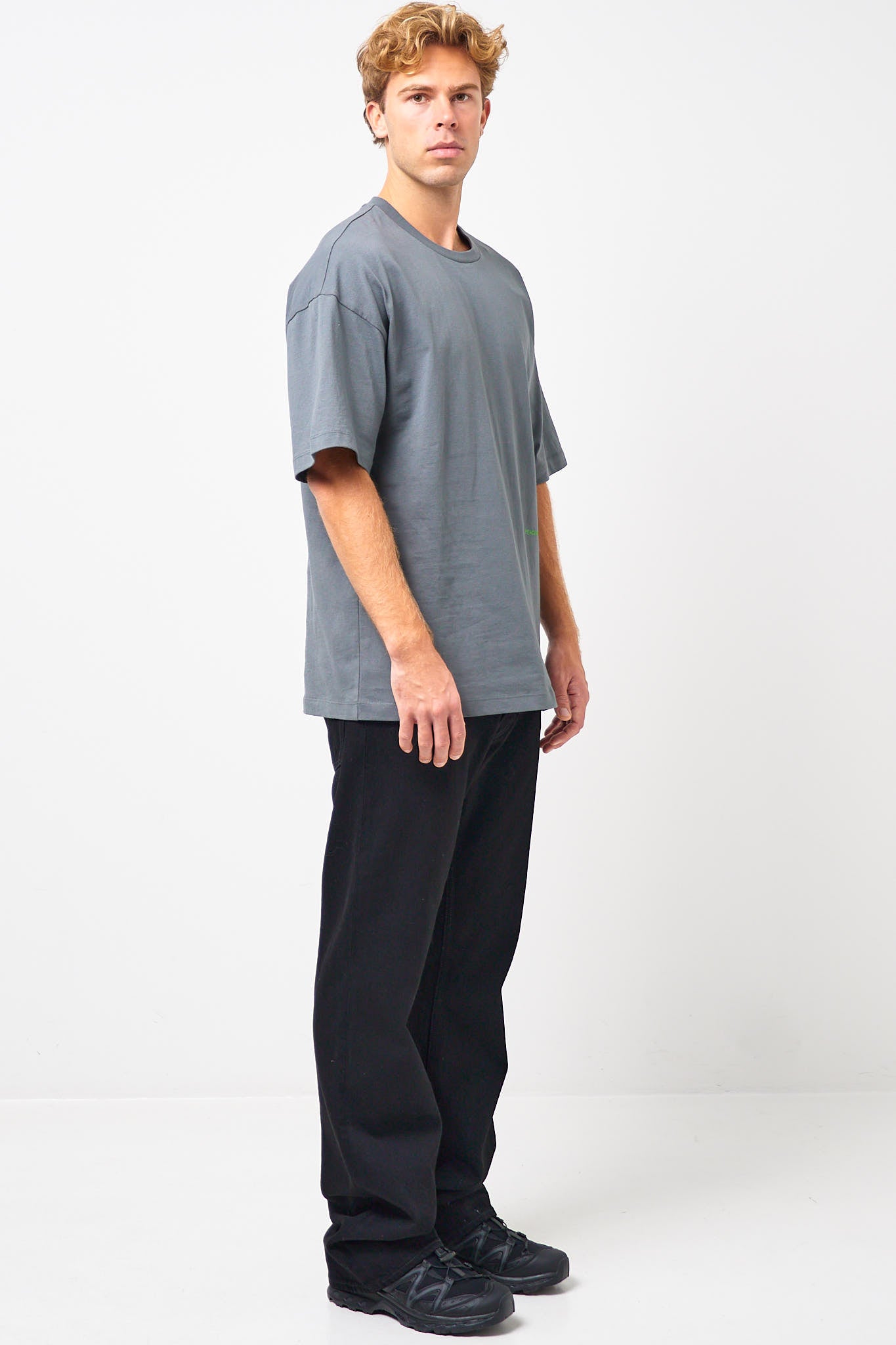 Loose Fit T-Shirt Languages ​​Print Gray