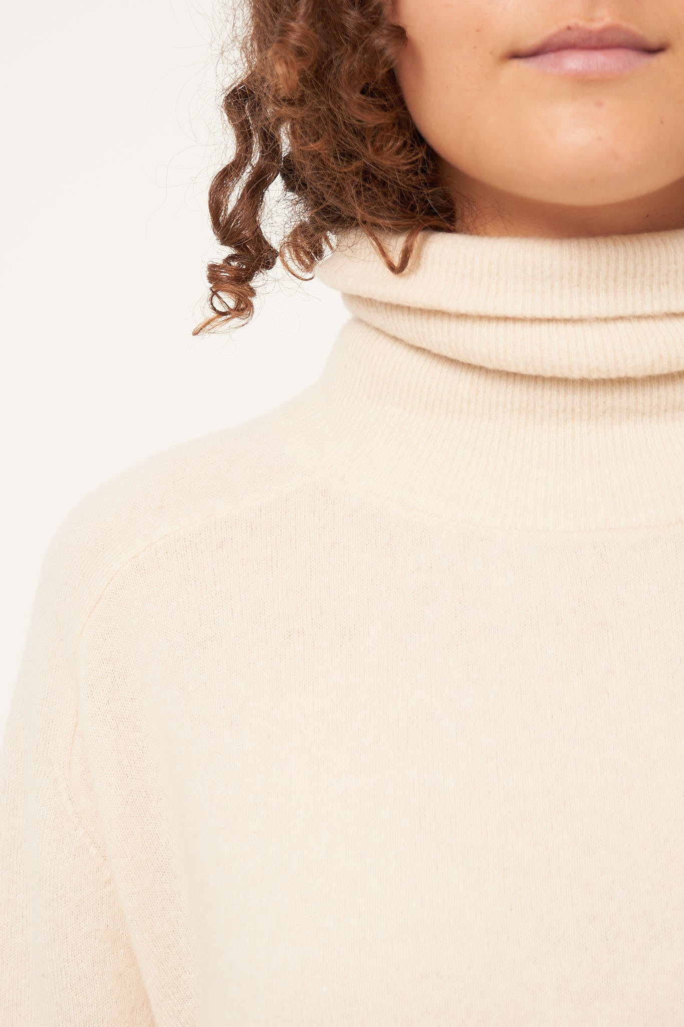 Raxow Roll Neck Sweater Natural