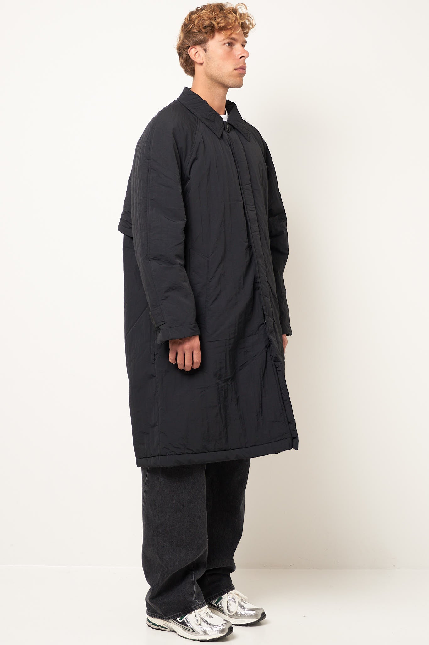 Vatnsmyri Coat Black