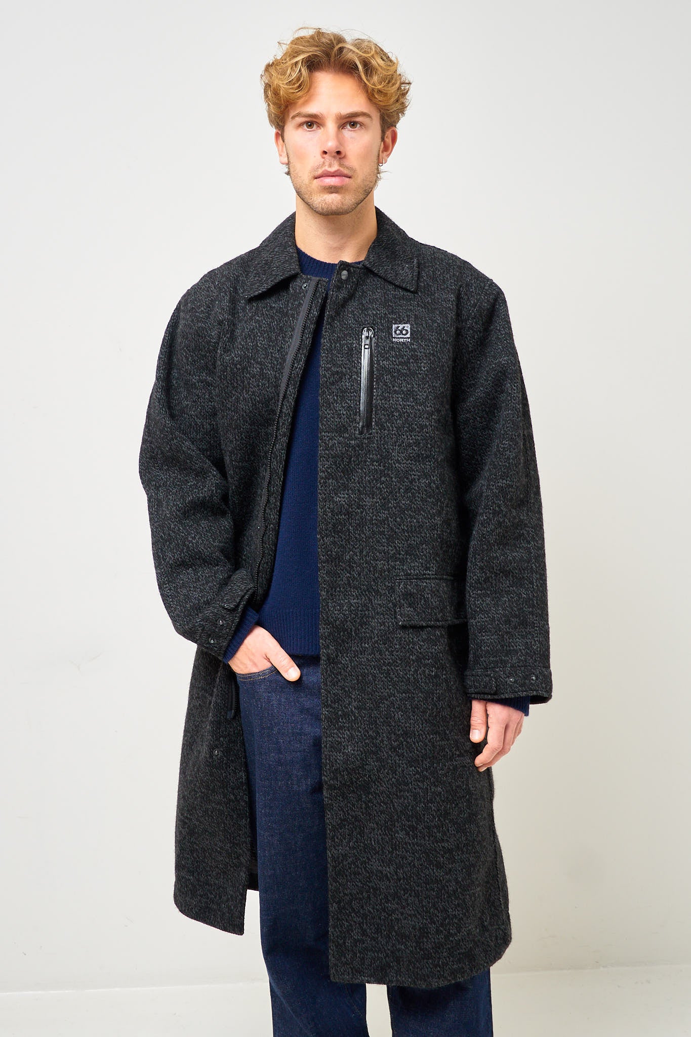 Vindur Coat Black Sand