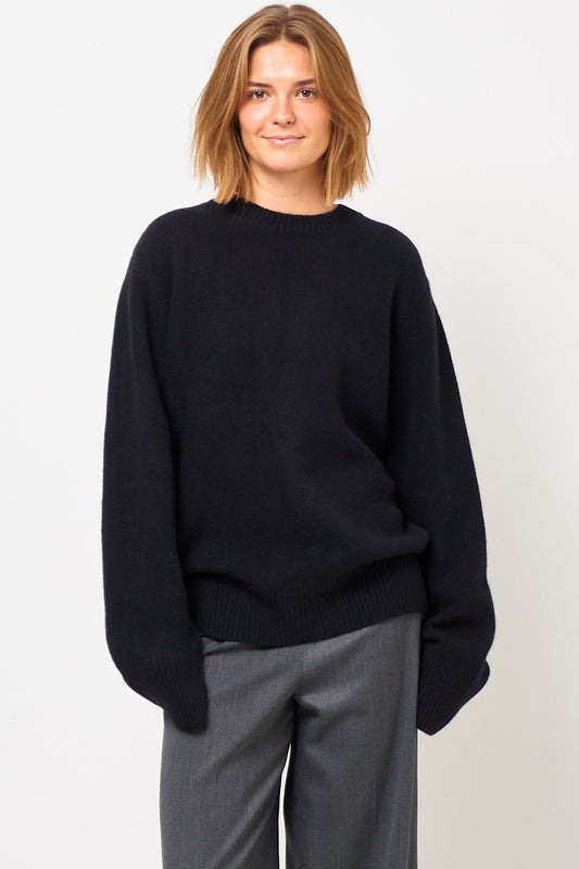 Visse Round Neck Sweater Black