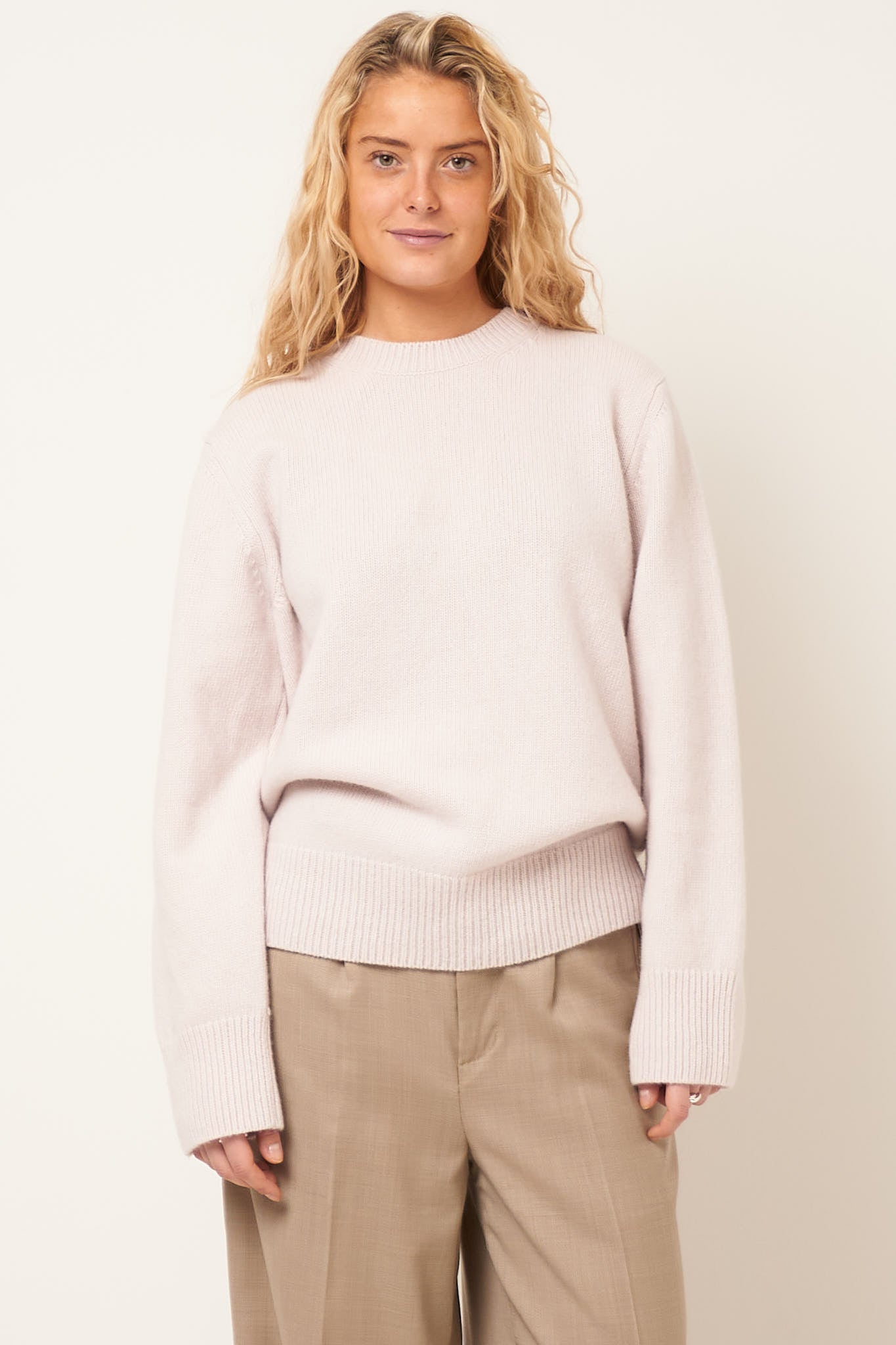 Visse Round Neck Sweater Chalk