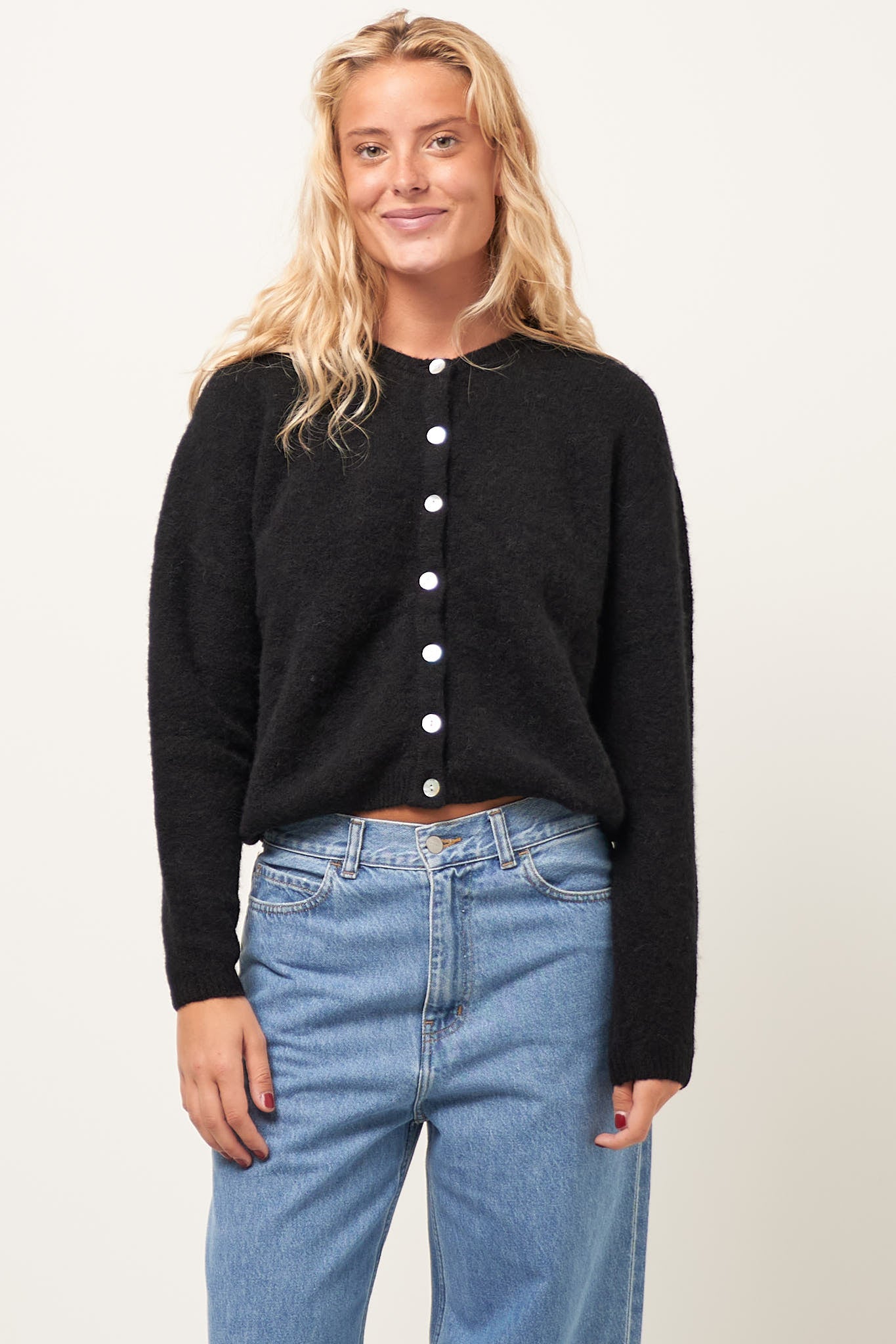 Vitow Cardigan Black