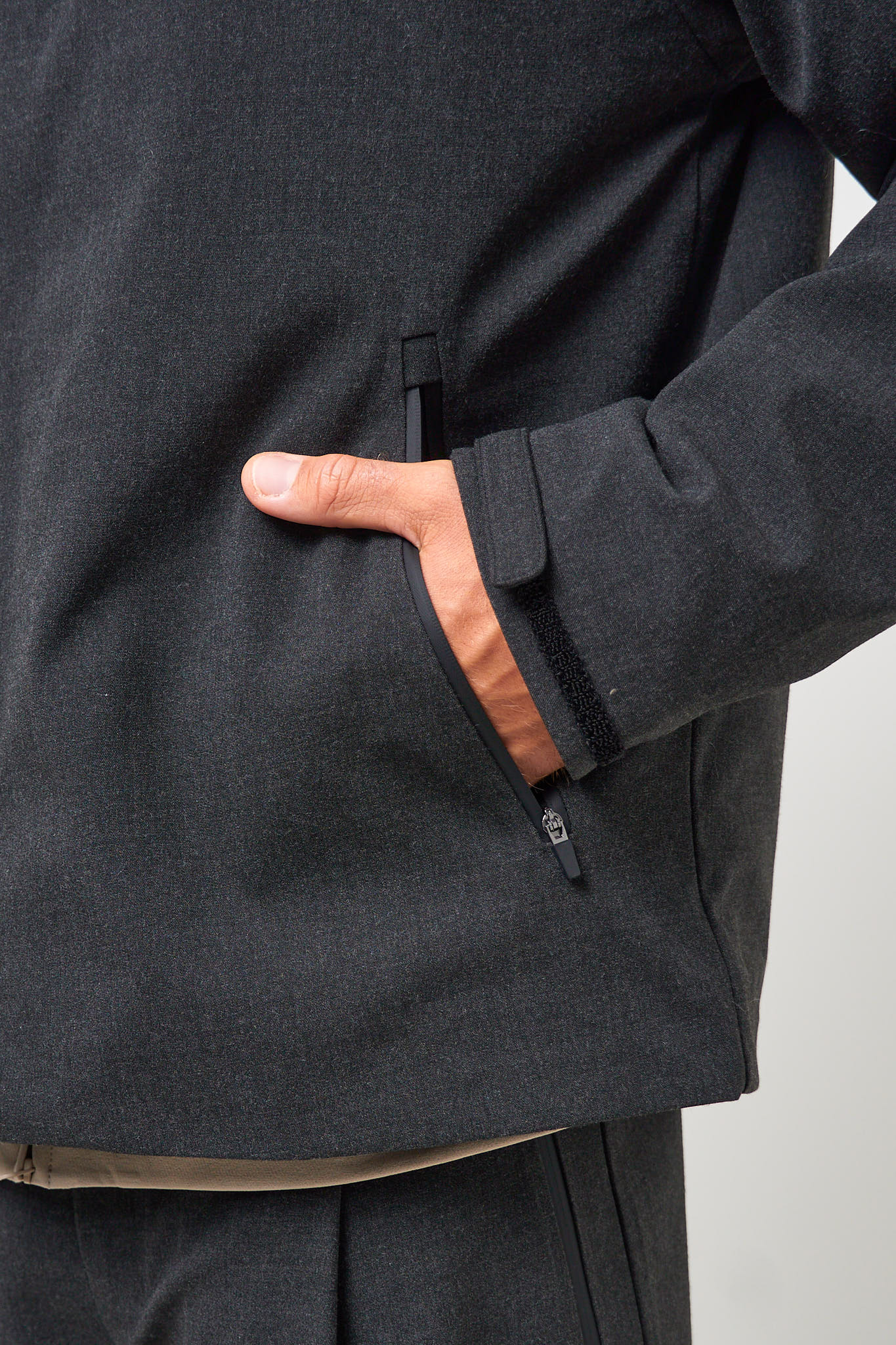 Waypoint Texture Jacket Dark Grey